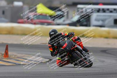 media/Jan-15-2023-SoCal Trackdays (Sun) [[c1237a034a]]/Turn 2 Set 1 (1145am)/